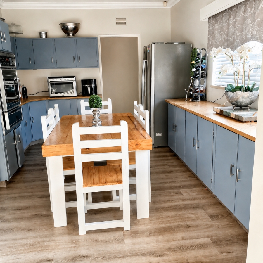 4 Bedroom Property for Sale in Flamwood North West
